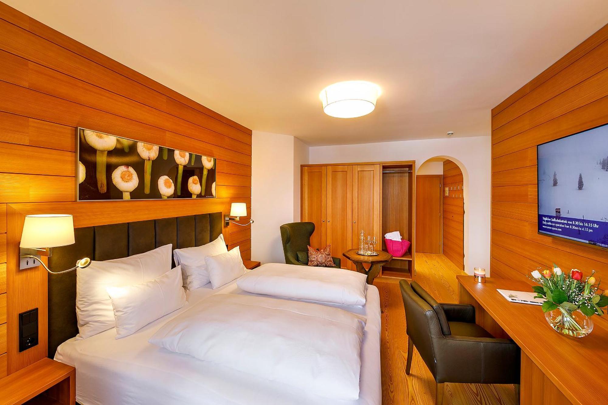 Hotel Zinnkrugl Alpendorf  Ngoại thất bức ảnh